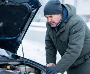 Не заводится машина: в чем могут быть причины? - фото