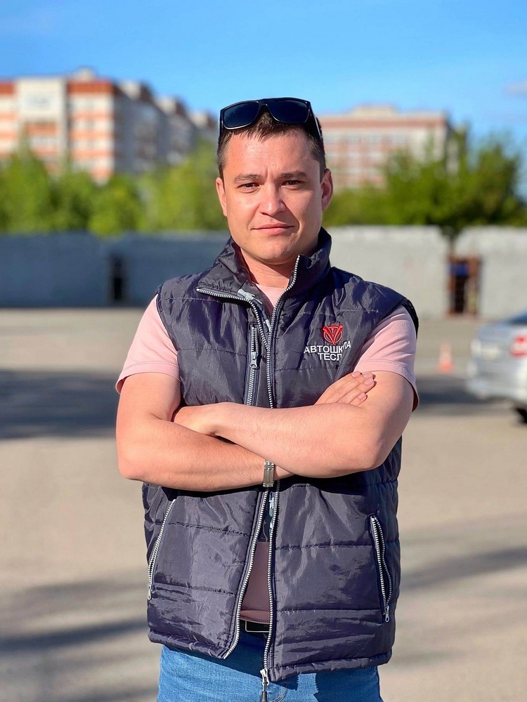 Автоинструктор Габдуллин Айдар Раисович